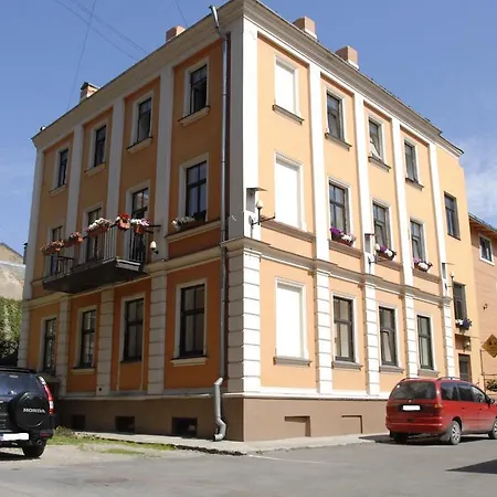 Knights Court Guest house 3*