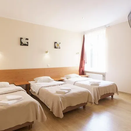 Knights Court Guest house 3*