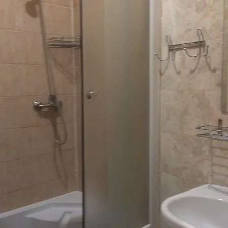 Guest house Knights Court 3*