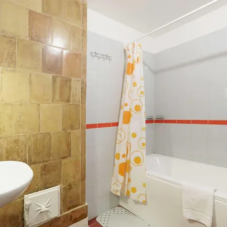 Guest house Knights Court Riga